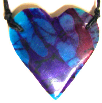 Detail Psychedelic Heart Necklace